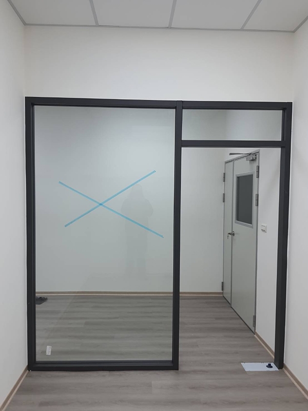 8mm玻璃隔間